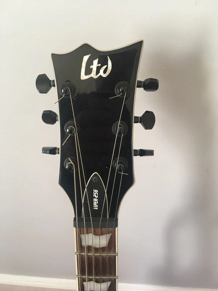 LTD VIPER-256 - Sunburst marrom escuro - Parte superior acolchoada de bordo corpo e pescoço de mogno - Imagem 3 de 4