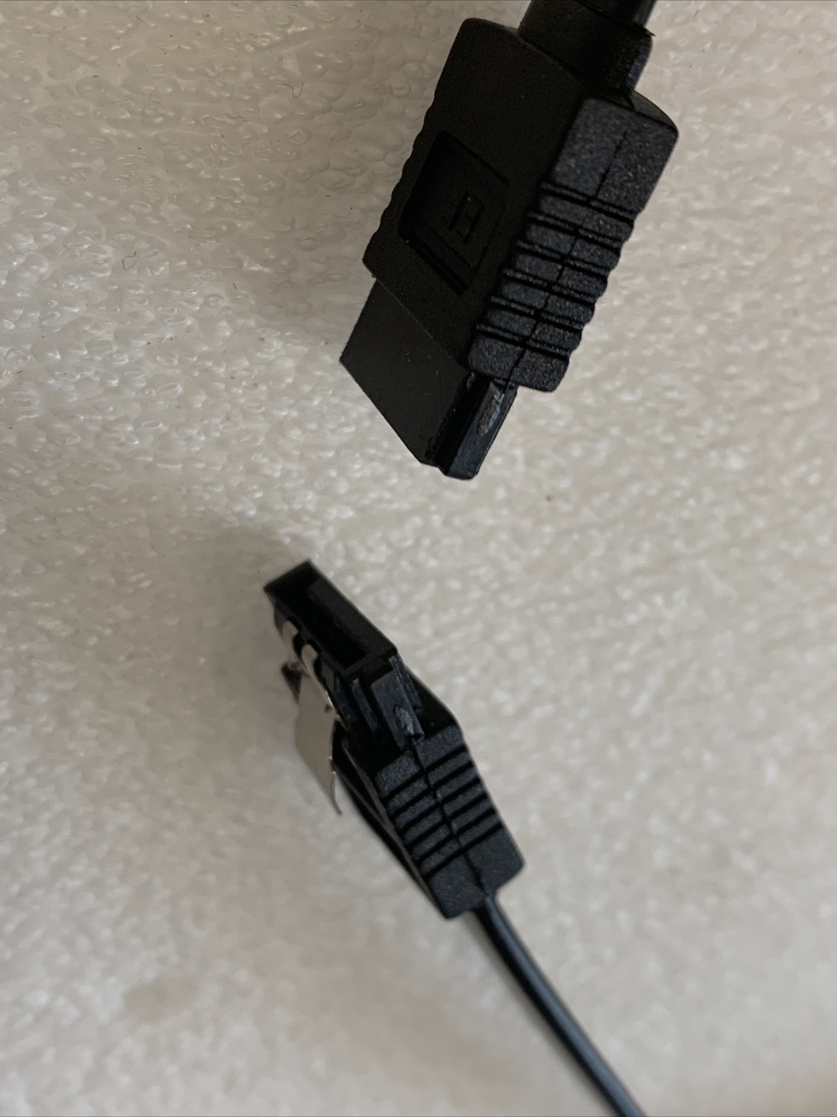 Style 2725 AWM 26AWG Serial ATA 18" 6g e315781 vw1 Black SATA Data