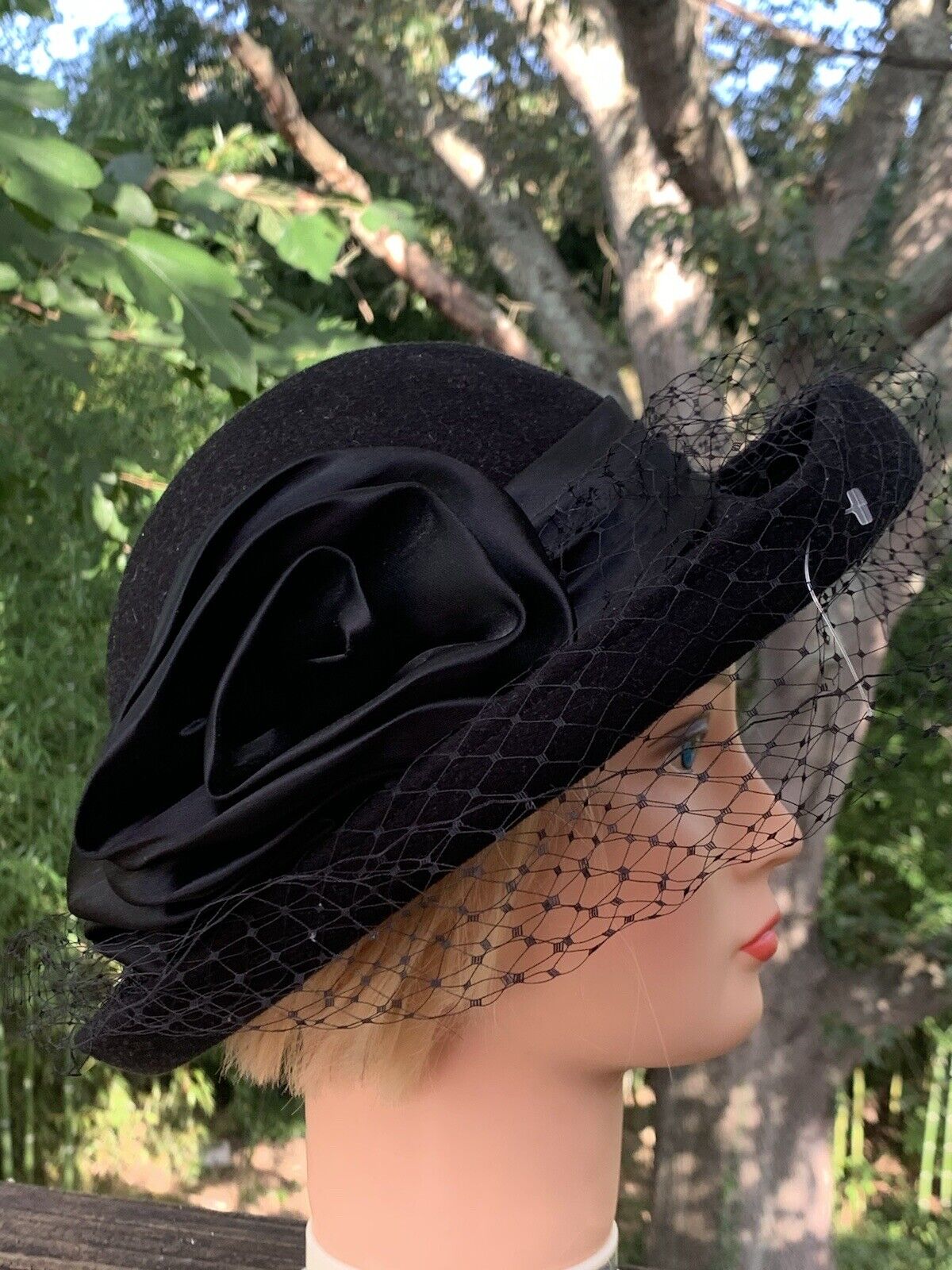 Vintage BLACK ROSE VEIL Hat Fedora GEORGI 5th Ave… - image 4