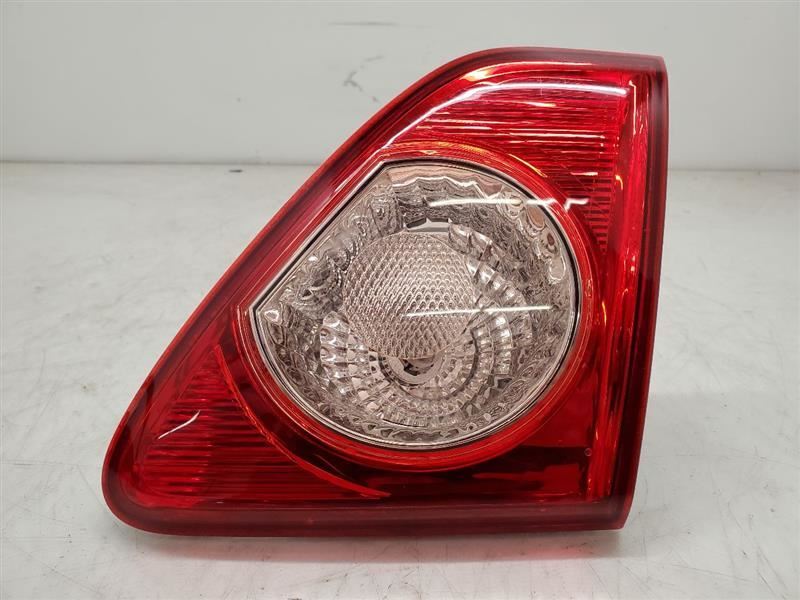 Toyota Corolla LE, Rear Right Tail Lamp LID Mounted, 09-10, Silver