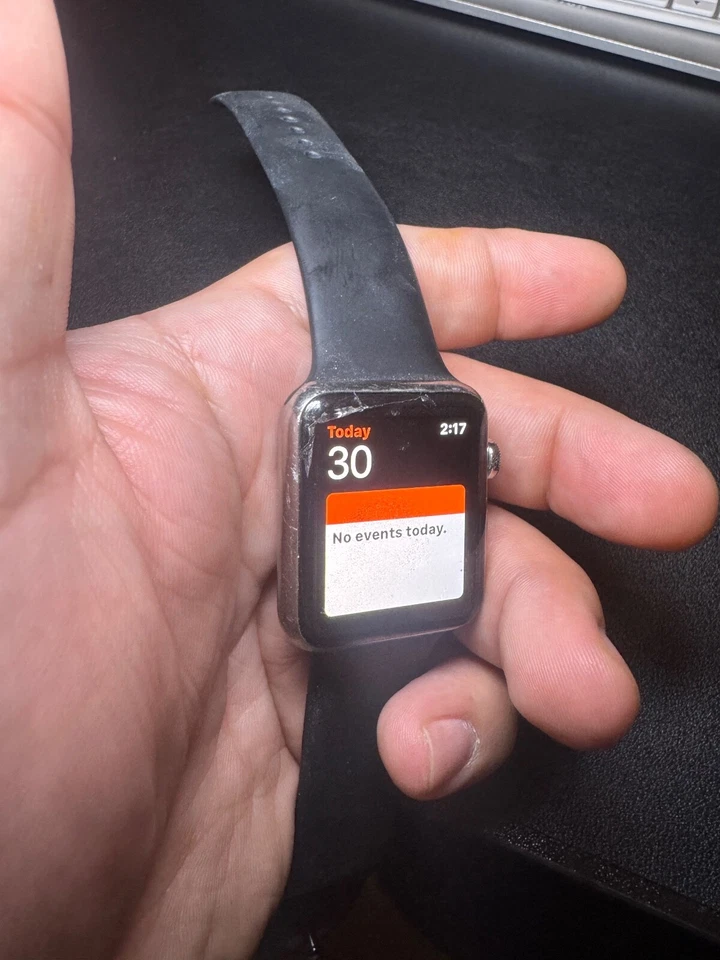 Apple Watch A1554 42mm Aluminum Case Black Works, Cracked Screen - Image 2 of 4