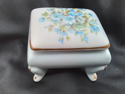 KALK ANTIQUE GERMANY PORCELAIN FOOTED RING TRINKET BOX VANITY FORGET ME NOT