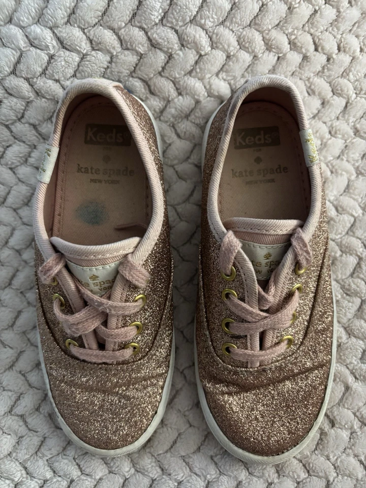 Kate Spade Niñas Keds Rosa Brillo ✨ Zapatos con Cordones 10.5 Foto 2 de 4