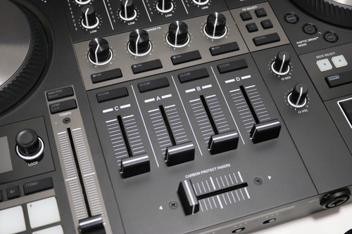 Controlador DJ Native Instruments TRAKTOR KONTROL S4 MK3 4 canales negro - ¡COMO NUEVO!! - Imagen 7 de 23