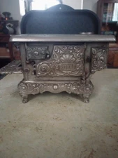 Vintage Cast Iron Royal Kenton Brand Toy Salesman Sample Stove Nickel Plate