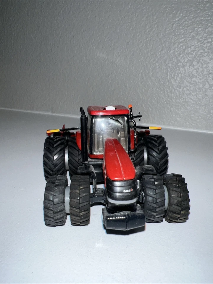 1/64 Case Ih Magnum Mx335 Custom Tractor With Custom Shank Ripper - Image 2 of 4
