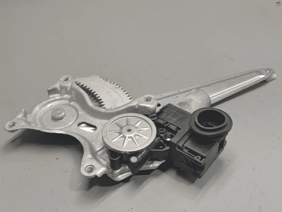 REAR PASSENGER SIDE DOOR WINDOW REGULATOR W/ MOTOR OEM 2018-2024 TOYOTA CAMRY - Image 4 of 4