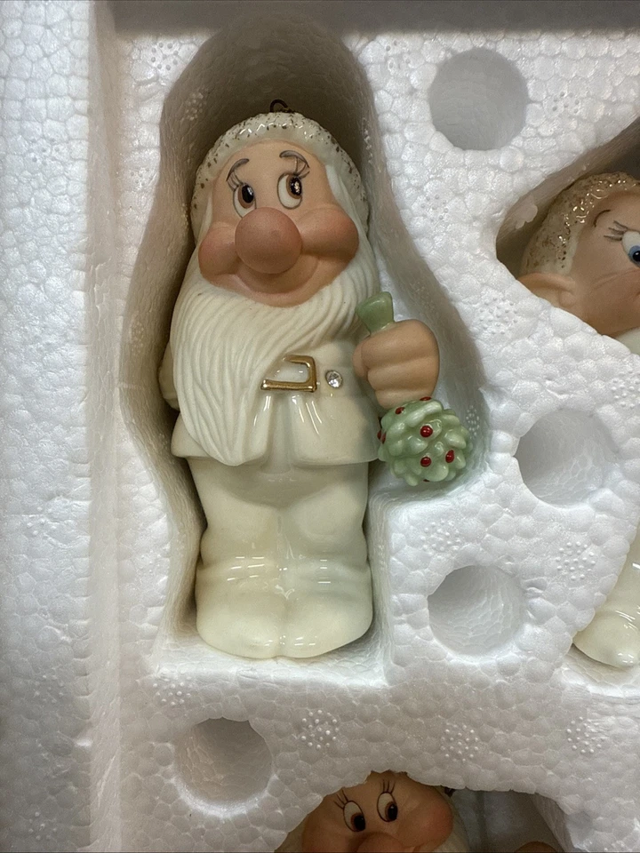 NIB Lenox Disney Snow White and the Seven Dwarfs Ornament Collection Complete - Image 2 of 4