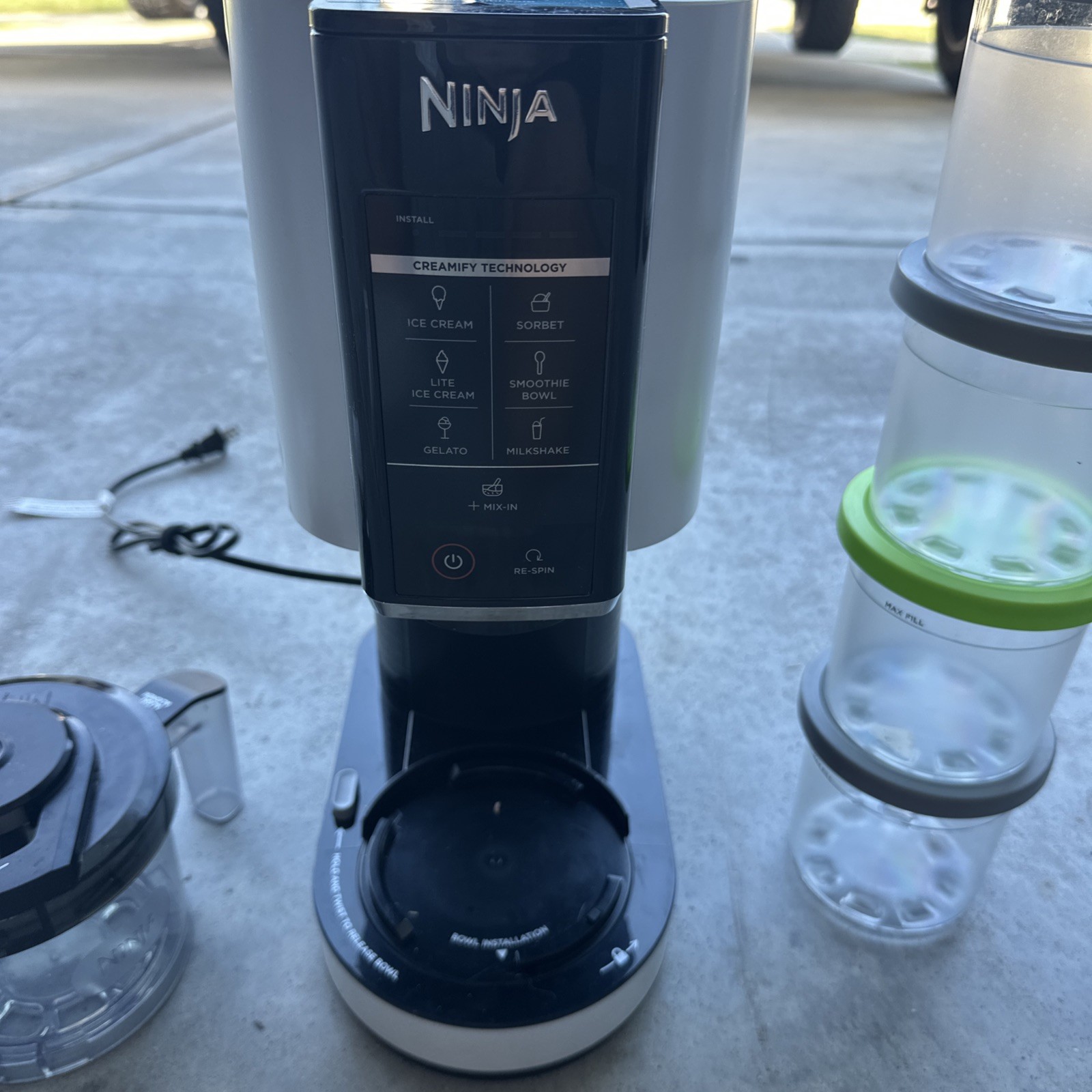 Ninja CREAMi Ice Cream Maker, for Gelato, Mix-ins, Milkshakes Sorbet, White