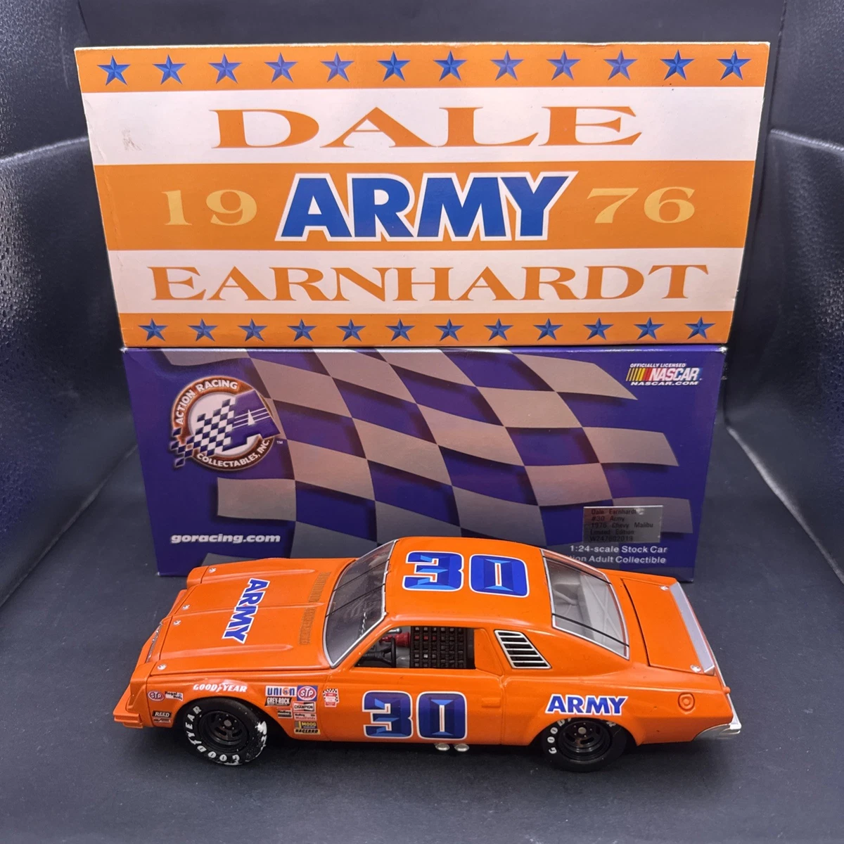 Dale Earnhardt Diecast Racing Cars 1:24 1976 Vehicle Year for sale