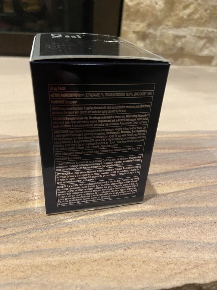 IOPE AIR CUSHION Perfection W21 Warm Light SP50+ Sunscreen NEW In Box - Image 4 of 4