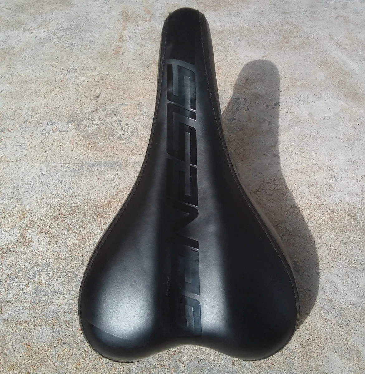 Genesis bike seat sale