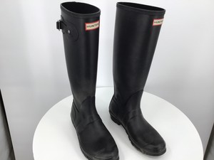 hunter boots black matte size 9
