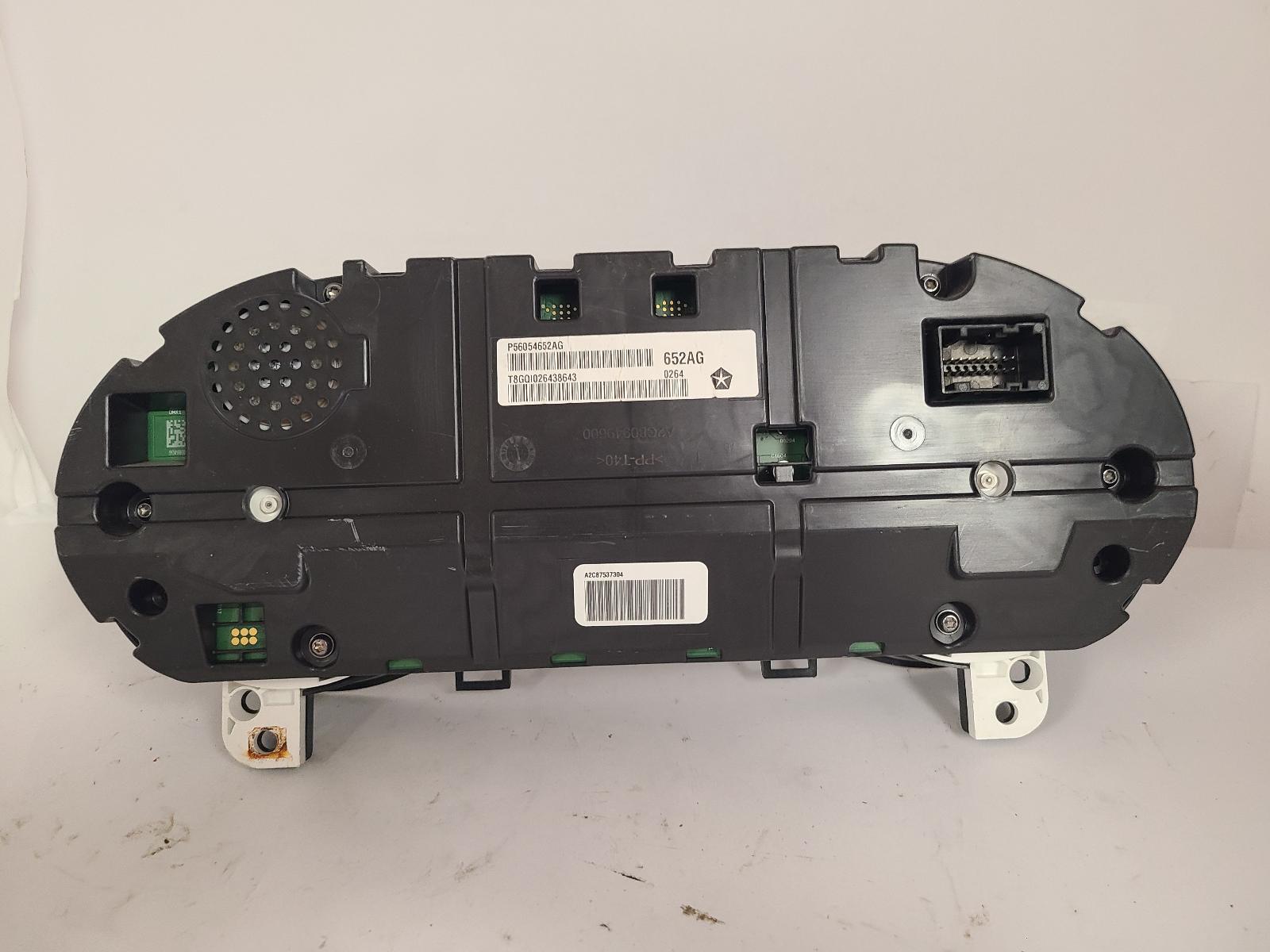 Used Speedometer Gauge fits: 2014 Jeep Cherokee cluster MPH 140 MPH 2.4L 3.5`` d