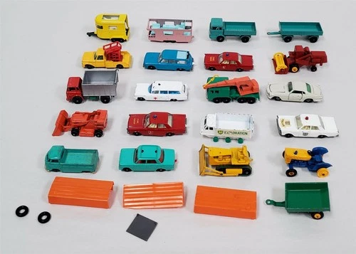 Z-289 VINTAGE COLLECTION OF MATCHBOX TOY VEHICLES-CAMPERS, TRUCKS, CARS, +!