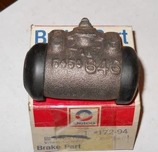 NOS 1964-72 GM Truck Rear LH Wheel Cylinder 64-71 4WD 3/4 Ton 71-72 1 Ton 172-94