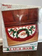 NEW Caron Wonder Art Holly Santa Latch Hook Model 4577