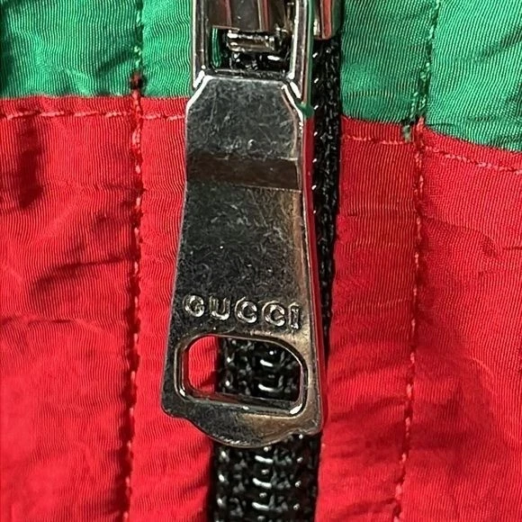 Giacca da pista in nylon oversize Gucci idrorepellente nero verde rosso da uomo taglia M