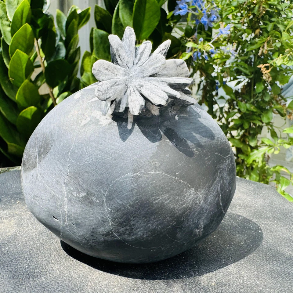 640g Natural chrysanthemum stone quartz carving aura healing gift - Image 2 of 4