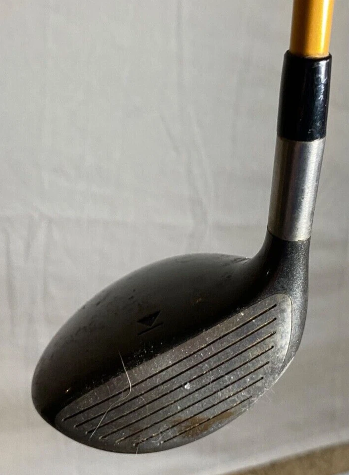 Controlador Titleist Pro Trajectory 975f 44 pulgadas 16,5' Loft FW Gold serie V17 Foto 3 de 4