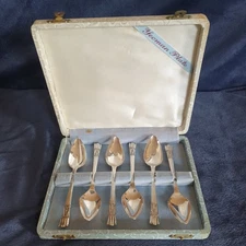 Boxed Set 6 Yeoman Plate EPNS Grapefruit Spoons Rd: 859116