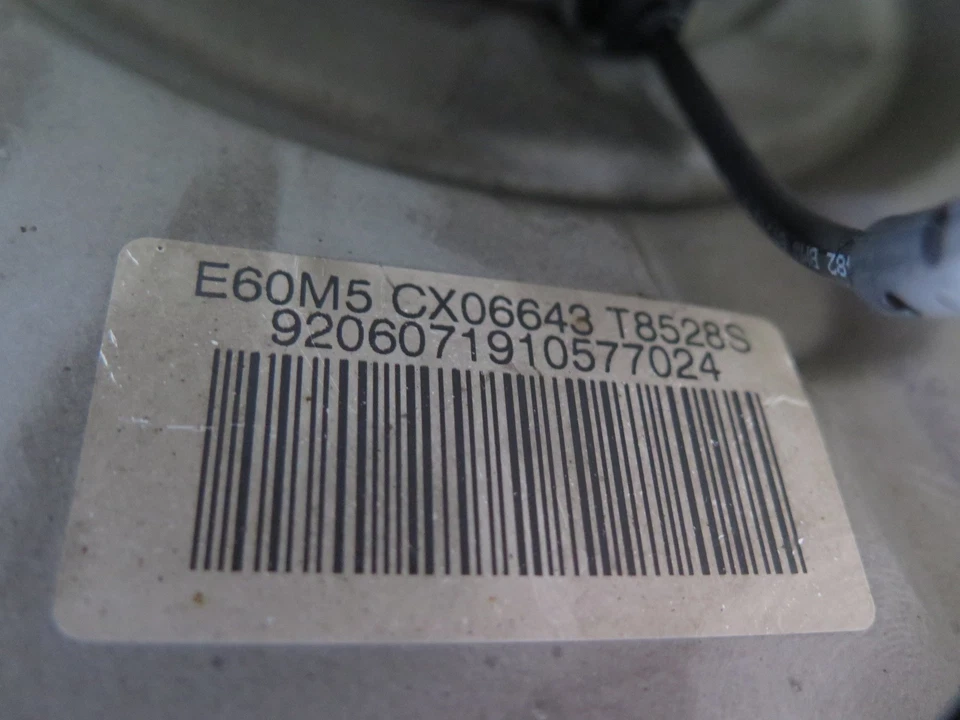 2006 BMW E60 M5 ЗАДНИЙ ПРАВЫЙ ШПИНДЕЛЬ КОСТЯШКИ КОЛЕСА СТУПИЦЫ ПОДШИПНИК 55K МИЛЬ - Изображение 3 из 4