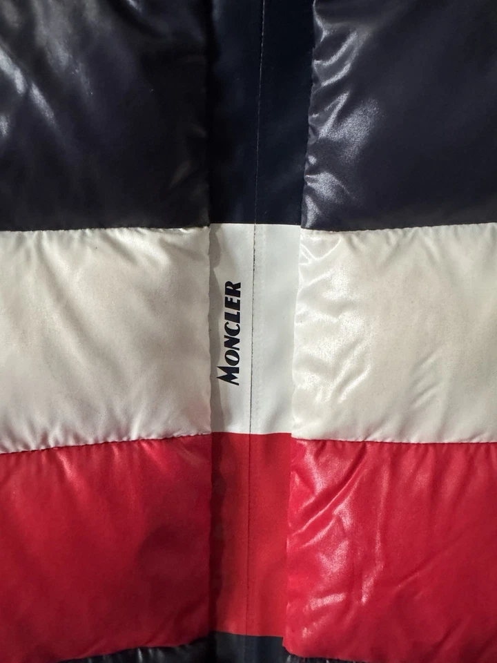 Kids Moncler Puffer Jacket size 14 - No Hood - Good Condition - Image 2 of 4