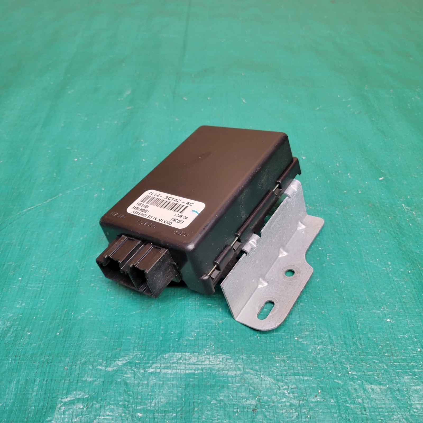 06-07 Lincoln Navigator RASM Air Suspension Active Control Module 7L14-3C142-AC