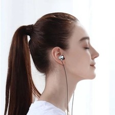 Sleek and Compact Design TypeC Earbuds for Sports and Outdoor Activities