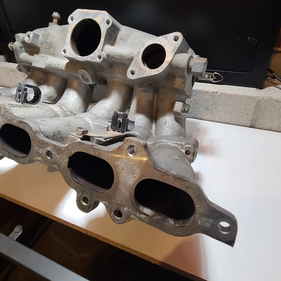 Впускной коллектор в сборе без турбонаддува Toyota 7MGE 1988-1990 Supra Cressida 7M-GE NA - Изображение 4 из 4