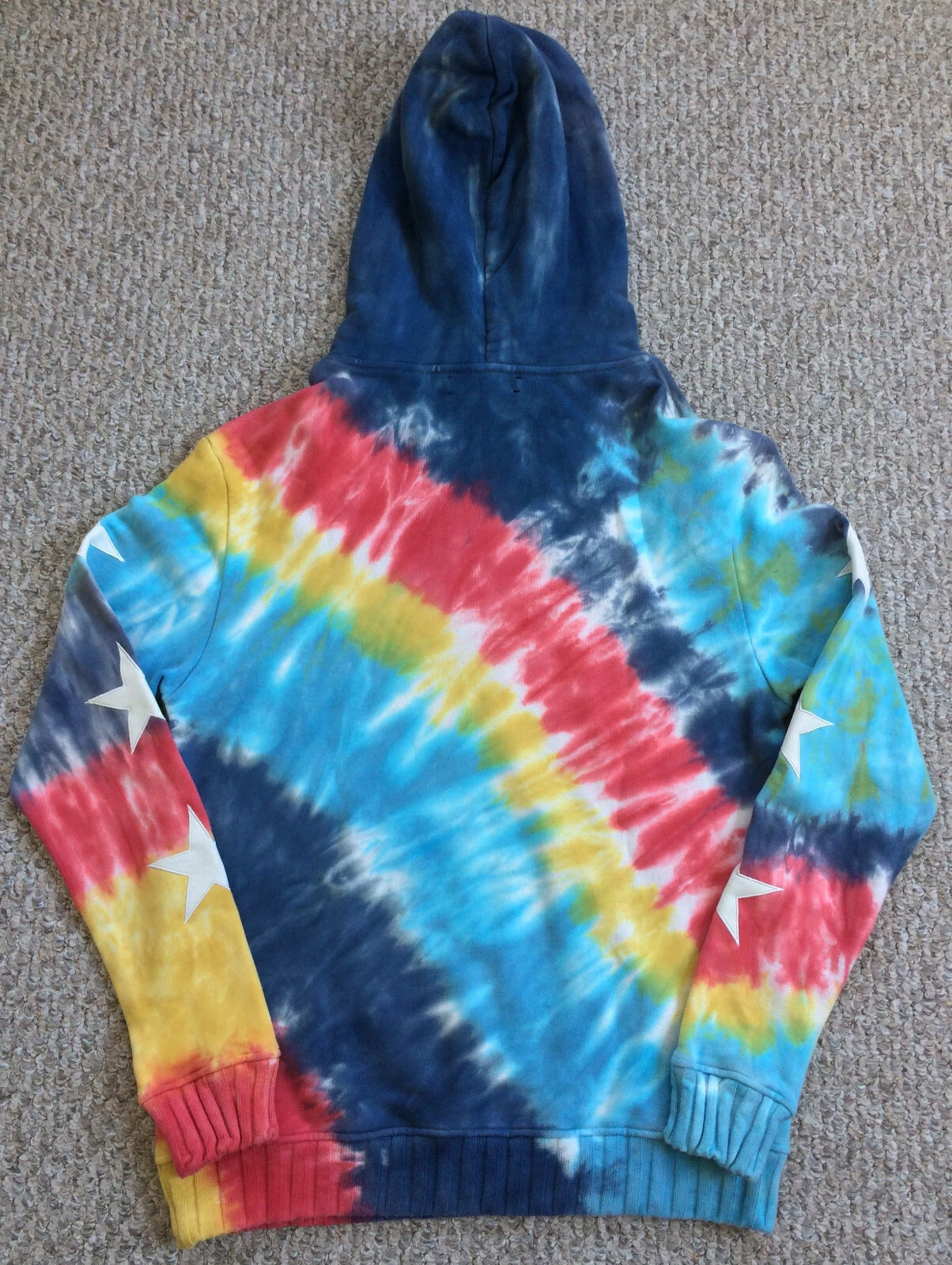 Felpa con cappuccio Amiri Distressed Tie Dye in pelle ricamata stelle