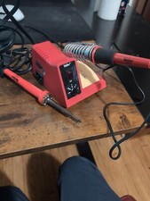 Soldering Irons with WLC100 Stand/Dock (Weller SP23L+SPG40) and Hakko 559B Clnr