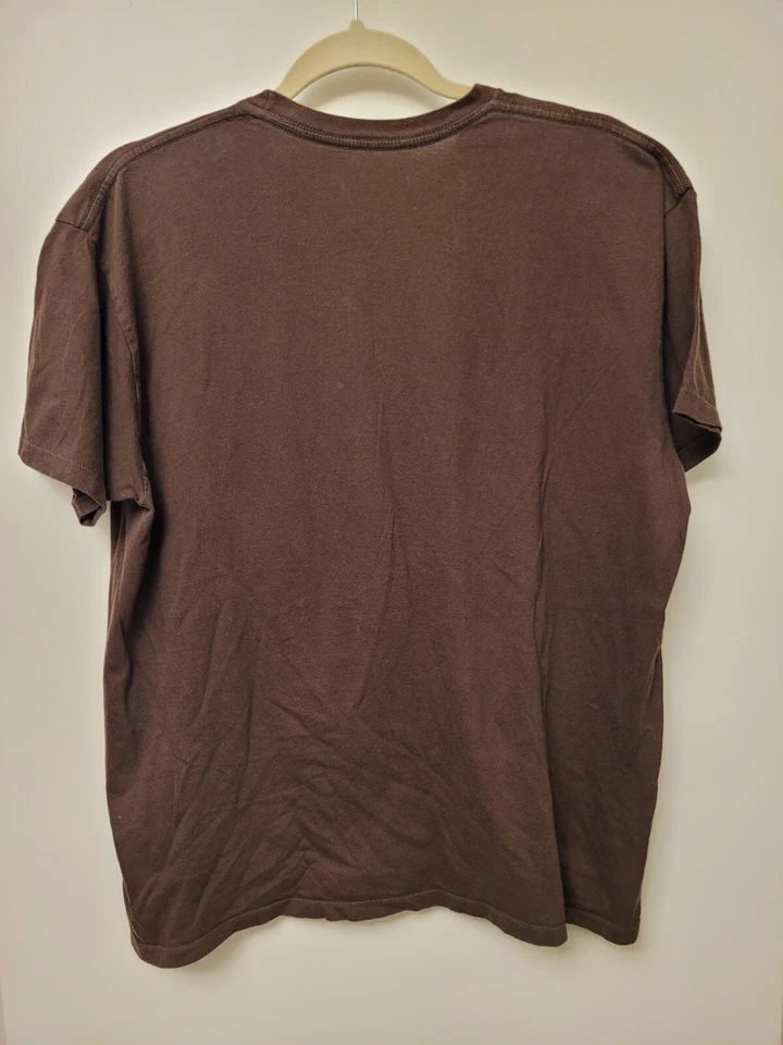 Camiseta Regreso al Futuro, Indiana Jones Lg Primera Edición por Jeremy Owen, Marrón Foto 4 de 4