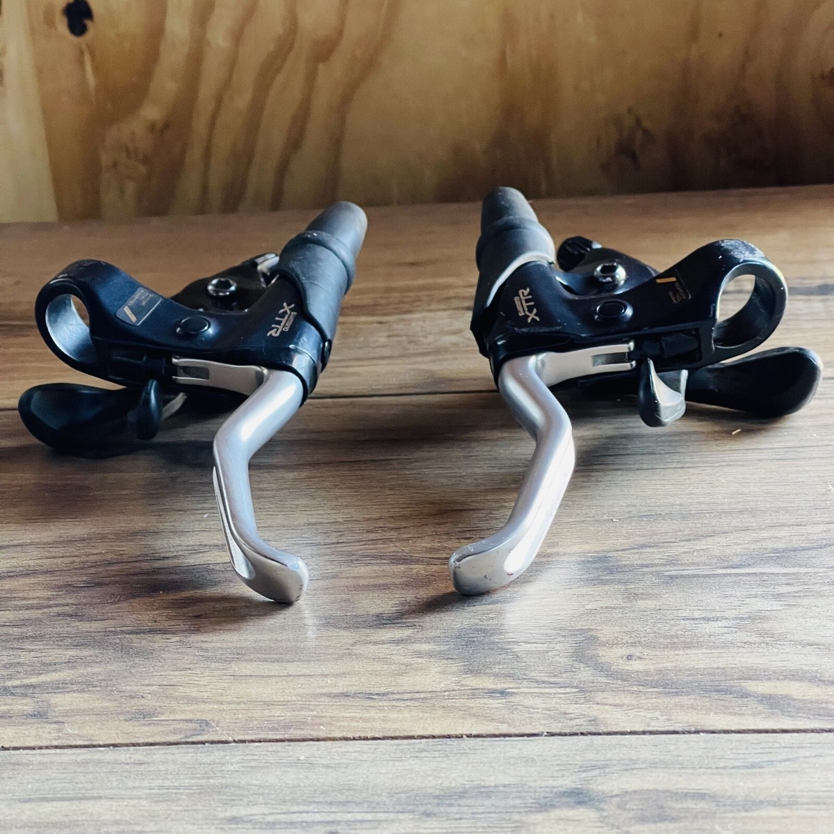 シマノxtr st-m900 左右セット Vintage Shimano XTR ST-M900 Cantilever Brake Levers 8 Speed