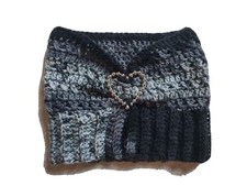 Fascia per capelli donna fatta a mano all'uncinetto in acrilico sfumato nero 