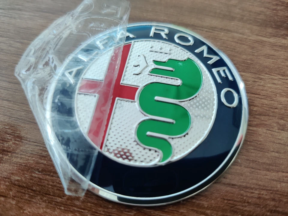 NEW DESIGN Alfa Romeo GIULIA/STELVIO steering wheel emblem badge logo 56mm - Image 3 of 4