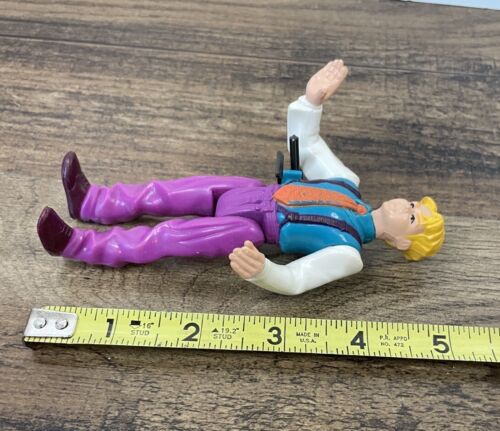 Vintage James Bond Jr. IQ I.Q. Action Figure 007 1991 - Picture 3 of 3