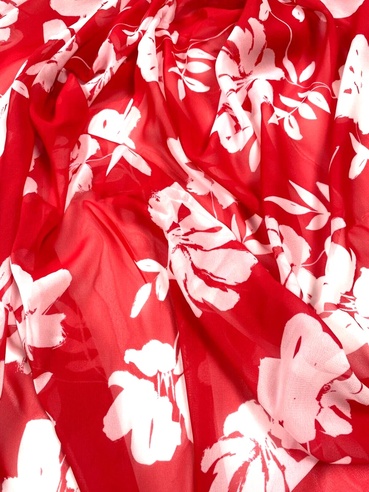 3.4M Red White Floral Illustration Print Polyester Chiffon Dressmaking Fabric - Image 3 of 3