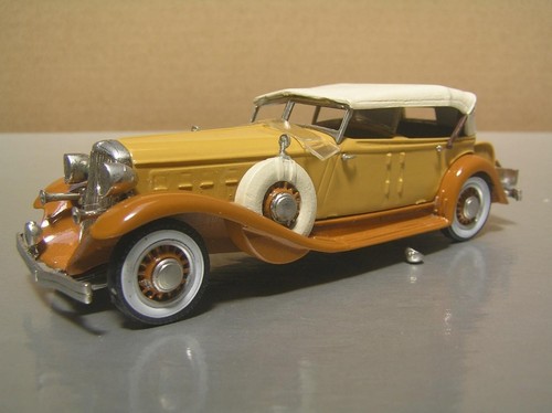 IXO-ALTAYA 1:43 CHRYSLER IMPERIAL LE BARON PHAETON 1933
