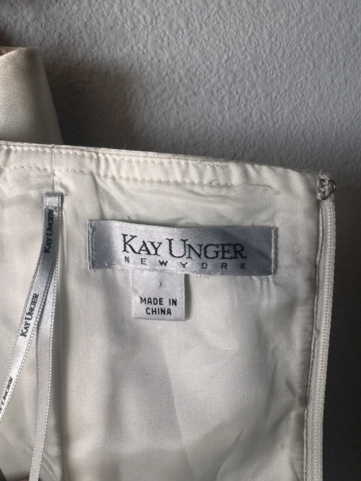 Top bustier sin tirantes Kay Unger New York rojo marfil negro abstracto S Foto 3 de 3