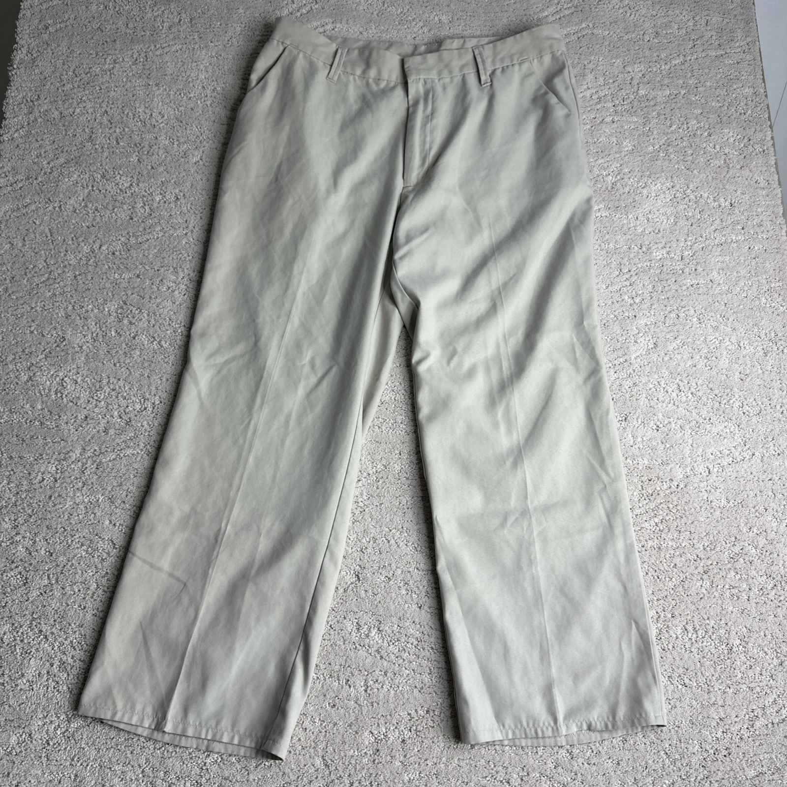 Women’s Patagonia Size 12 Tan Straight Leg Cropped Pants Outdoor Casual Hiking
Opens in a new window