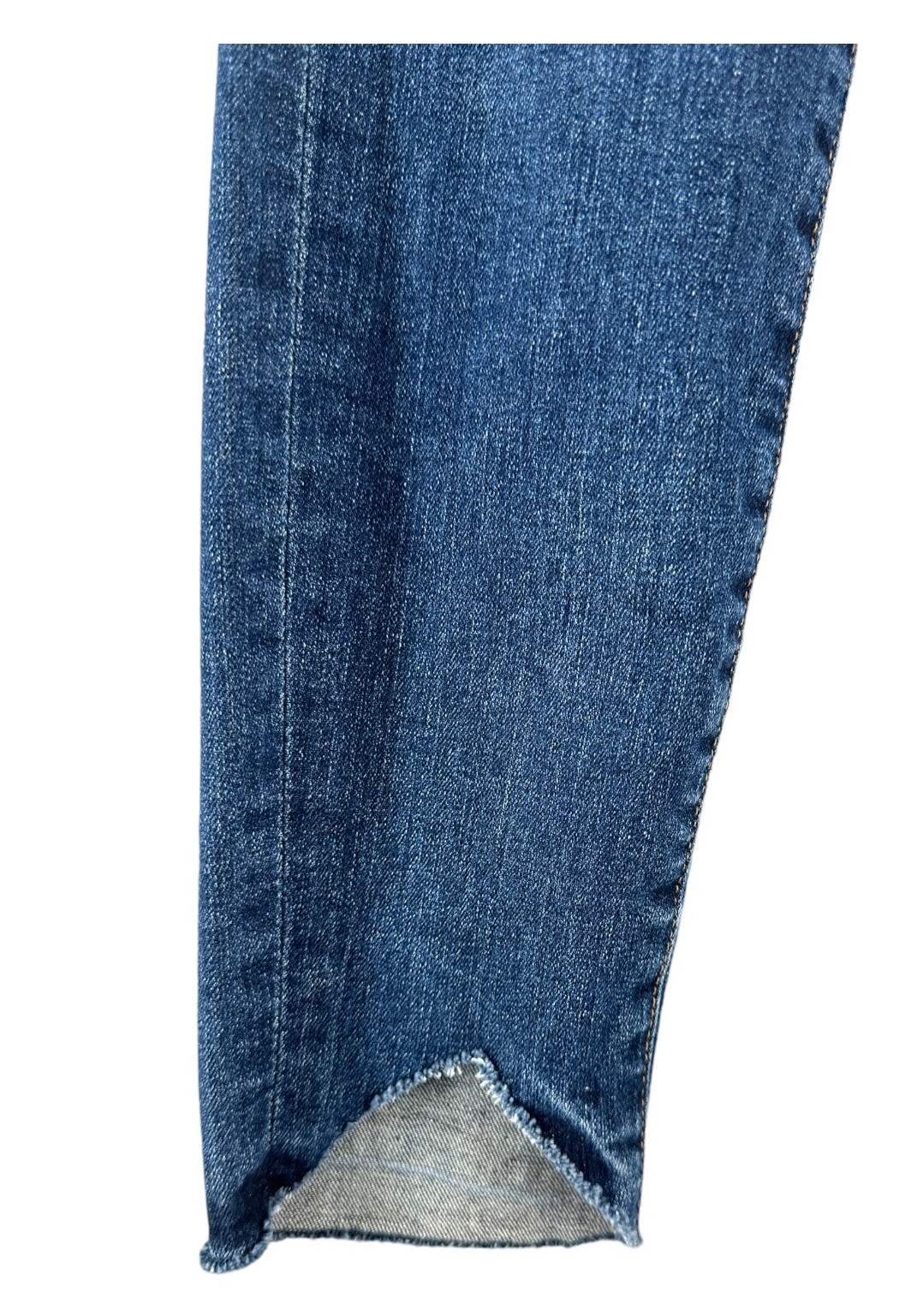 Picture 4 of 24