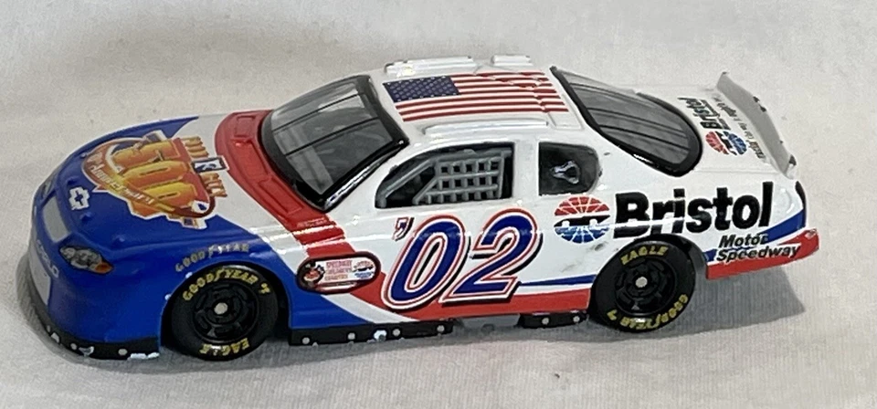 Coche fundido a presión Bristol '02 Food City 500 10 aniversario escala 1:64 marzo 2002 Foto 3 de 4