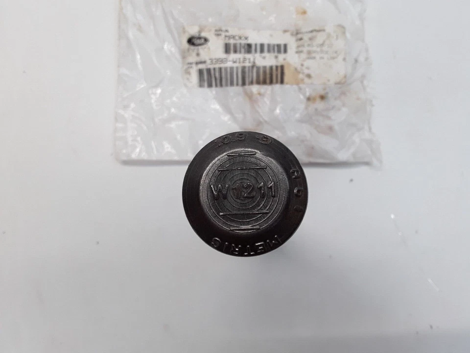 Truck Mack 3398-W1211 Wheel Lug Bolt Disc, 3.5 In. Length, M22x1.5 Thread, .975 - Image 3 of 4