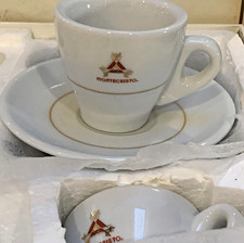 Vintage Montecristo 12 Piece Cup & Saucer Dem...
