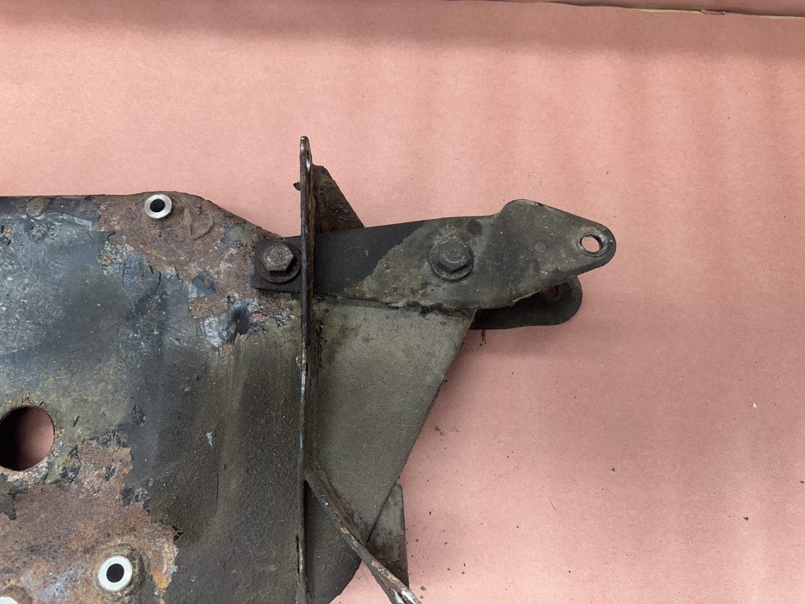 Rolls Royce Silver Spirit 1986 Rear Differential Cross Member OEM 71K Miles
