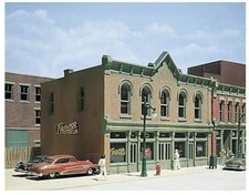 Design Preservation 10800 HO Goodfellow's Hall NIB Free Shipping