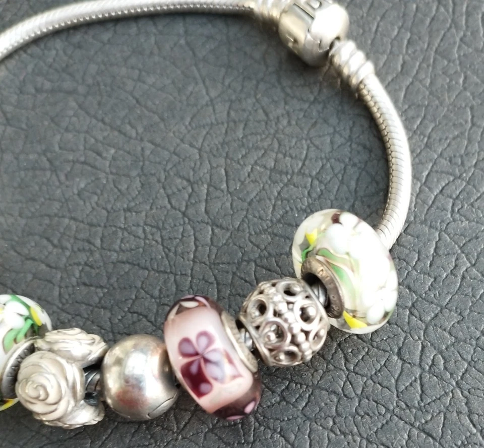 Original Pandora Armband Silber 10 Charms mit Muranoglas Linien Clip  21 cm lang - Bild 4 von 4