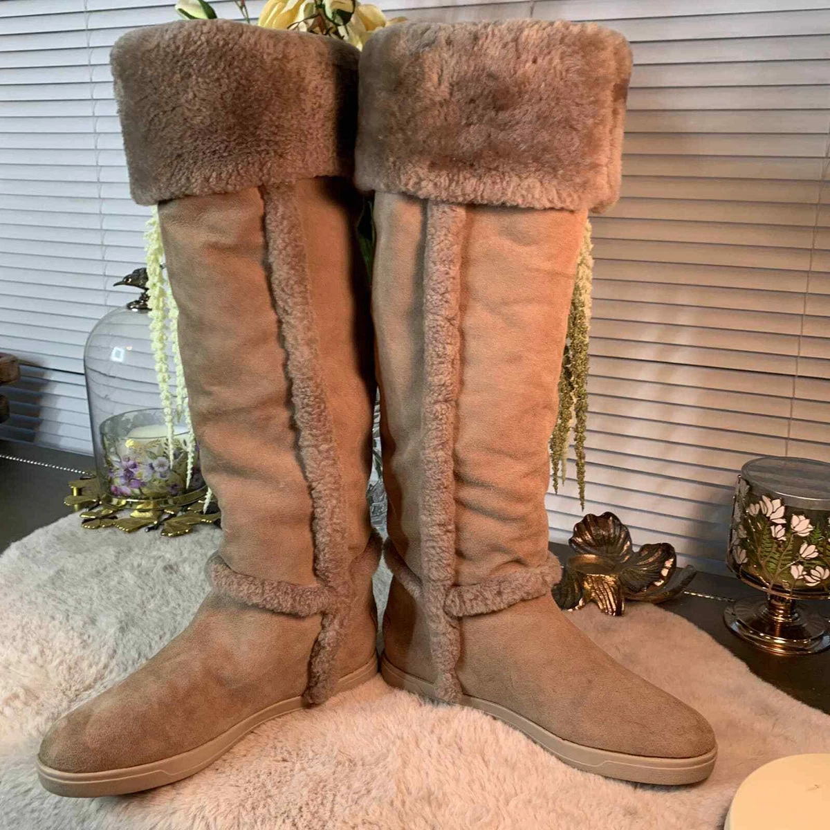 DKNY Women s SZ 8 Bard Tall Fur Lined Knee High Boots