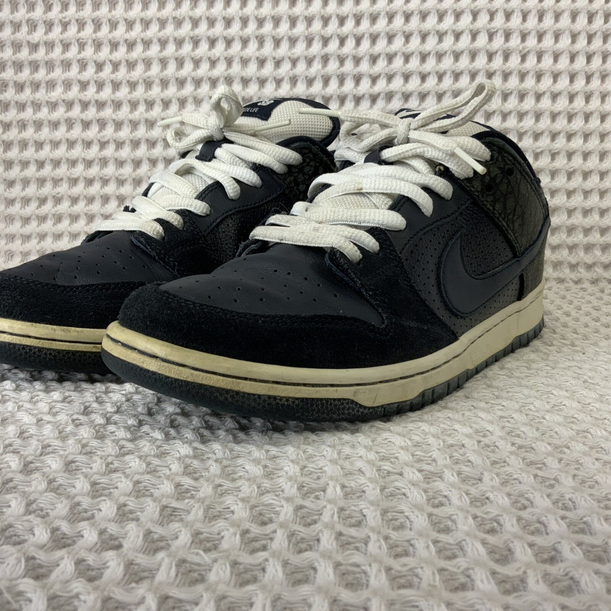 Nike SB Dunk Low x Murasaki Sports Ride Life 2018 Size 8.5 Nike SB Dunk Low x Murasaki Sports Ride Life 2018 Size 8.5